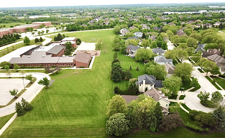 1129 Chadwick Court