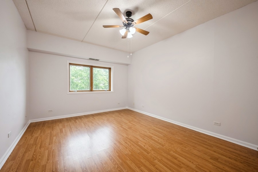 7400 W Lawrence Avenue Unit: 329