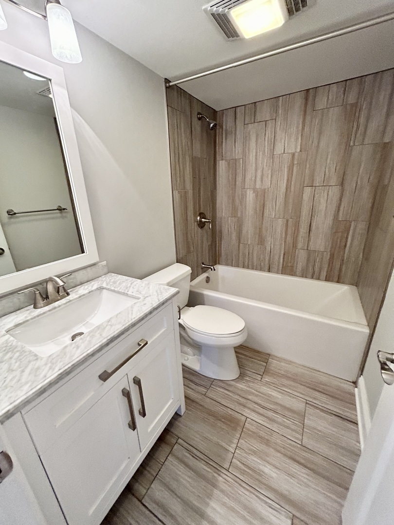 1502 Concorde Circle Unit: 1502