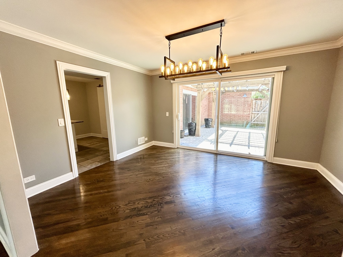 1502 Concorde Circle Unit: 1502