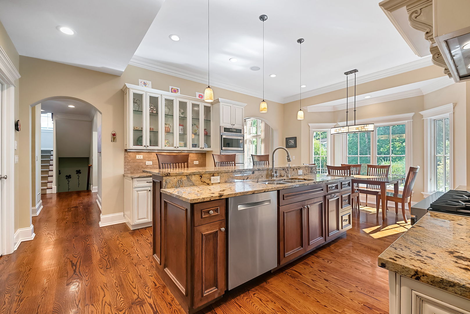 1115 Warrington Road