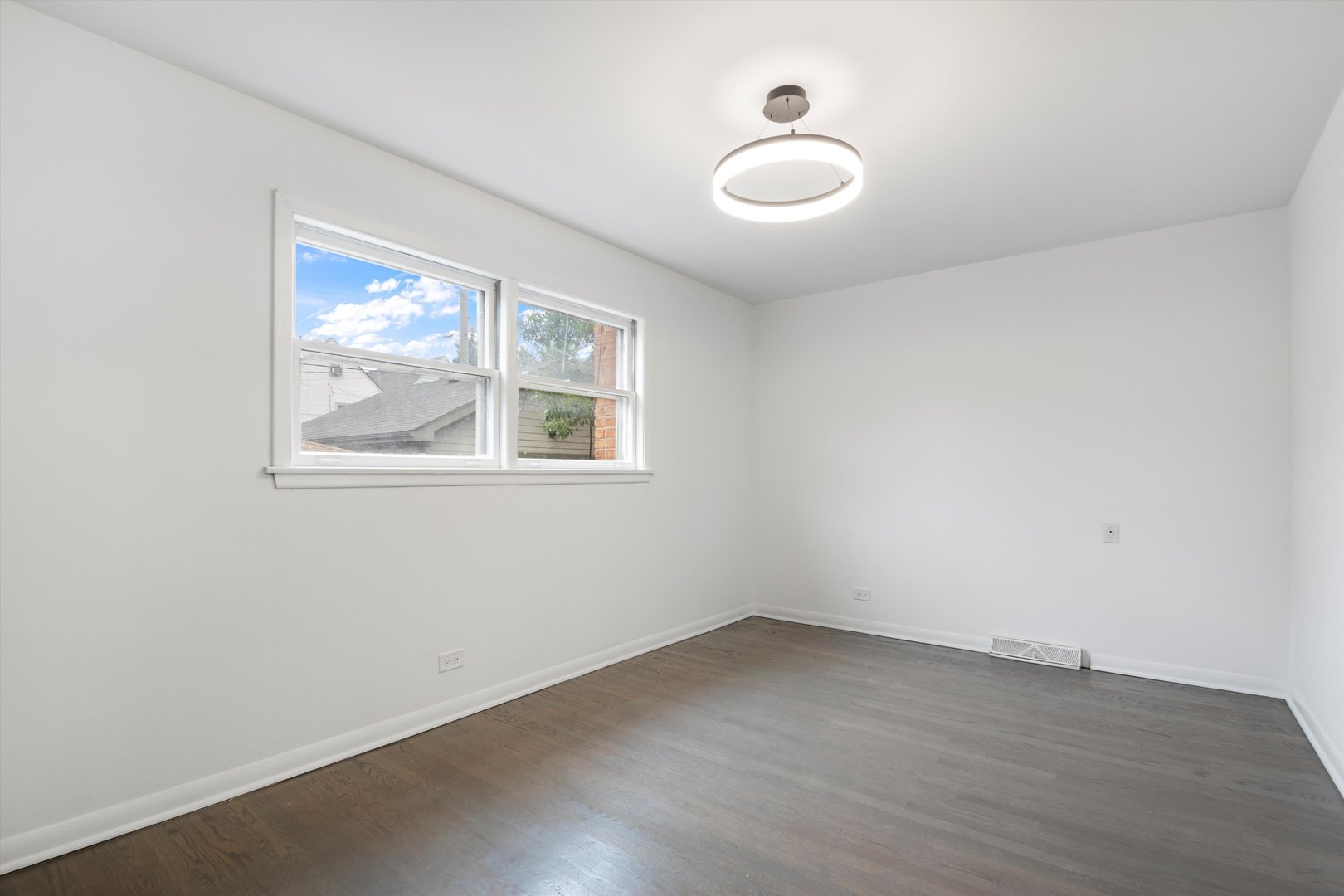 2930 N Dawson Avenue