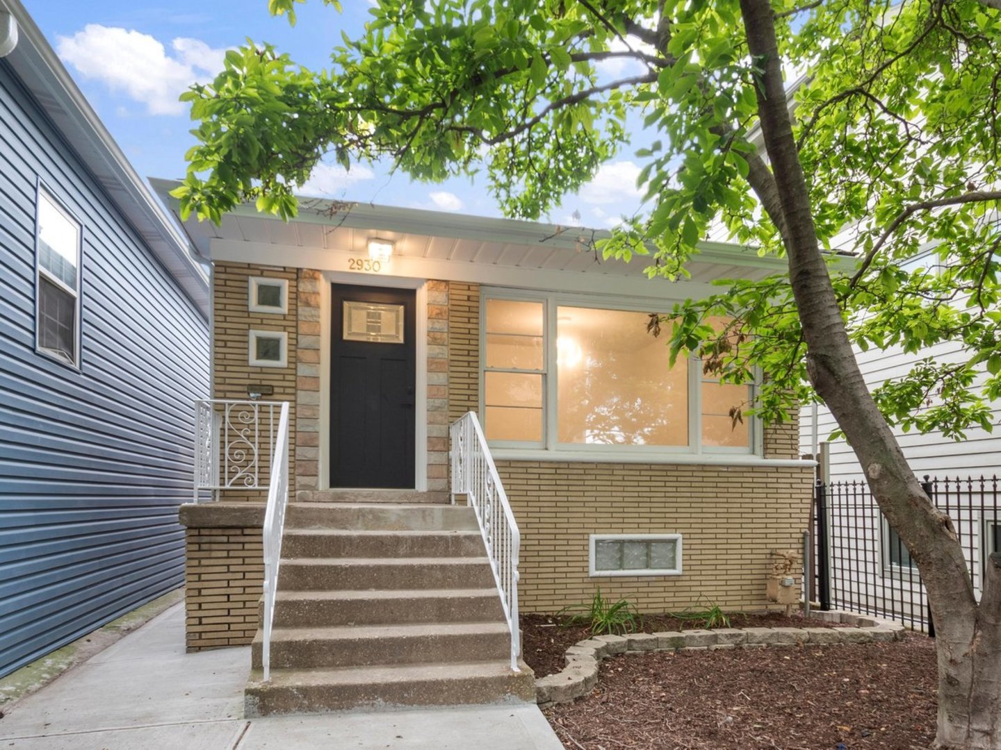 2930 N Dawson Avenue