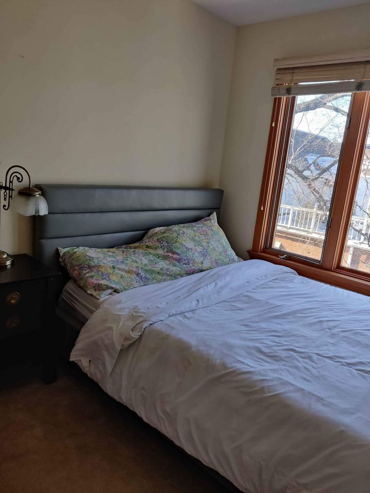 1827 Wilmette Avenue Unit: B