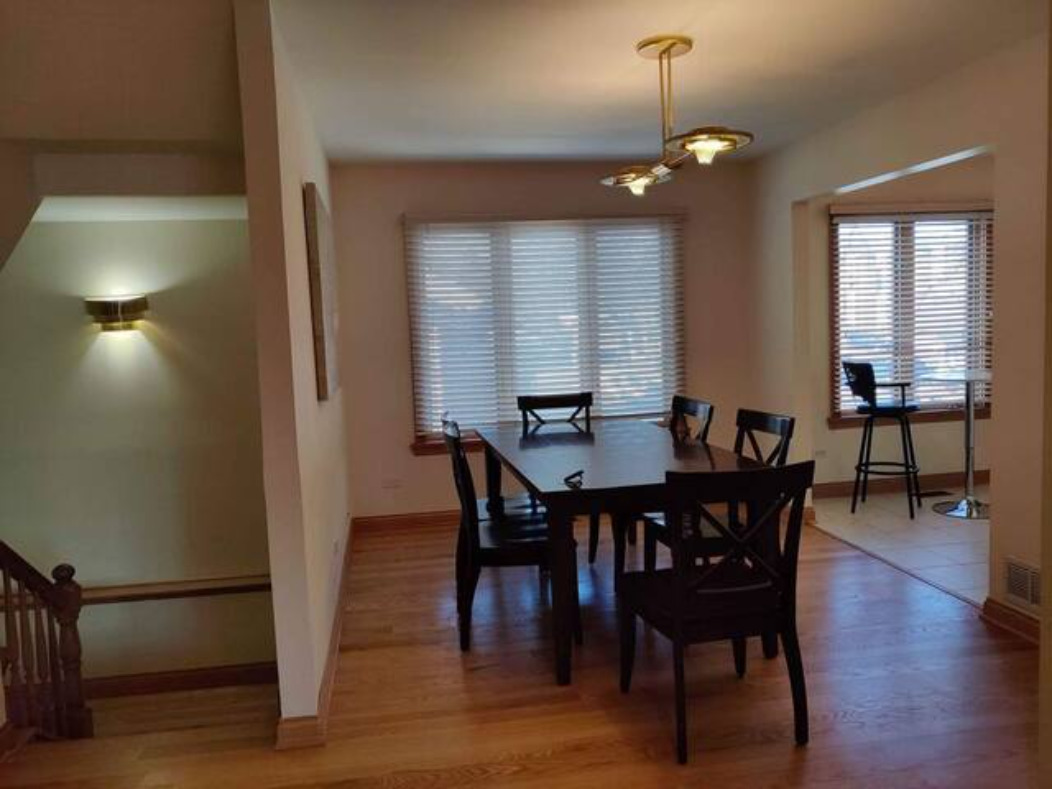 1827 Wilmette Avenue Unit: B