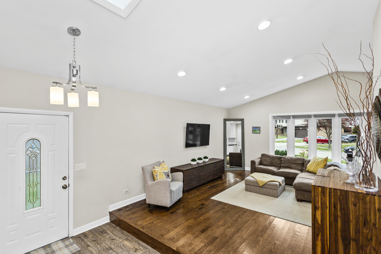 1050 Devonshire Court