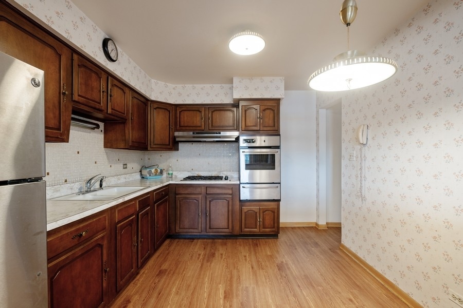 7801 Niles Center Road Unit: 406
