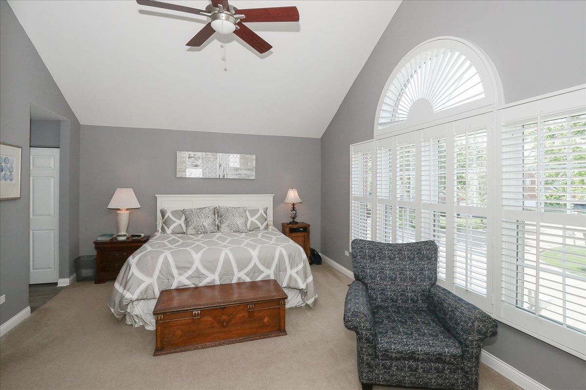 1608 W Ethans Glen Drive