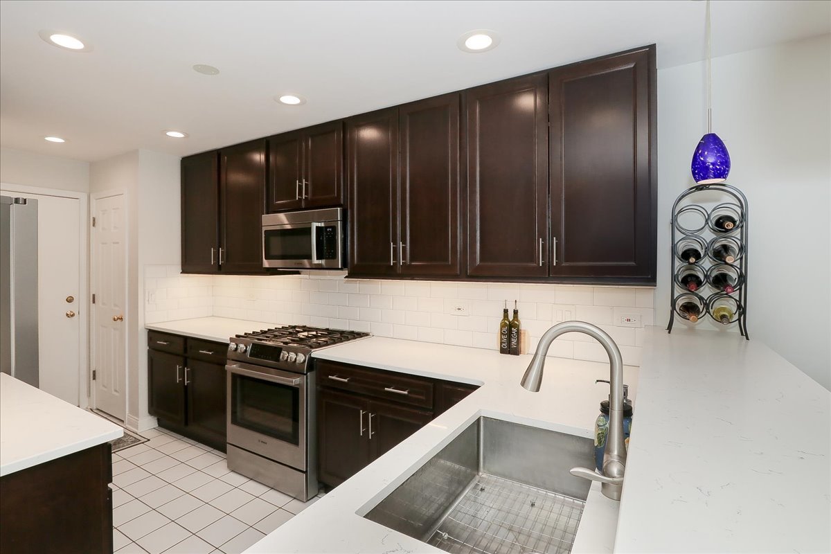 1608 W Ethans Glen Drive