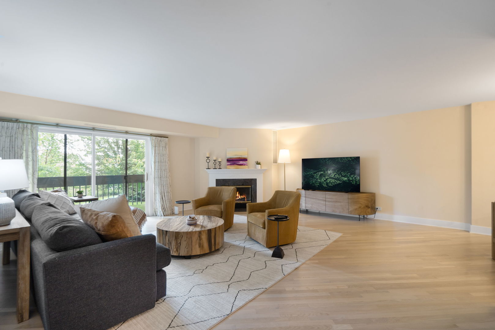 1671 Mission Hills Road Unit: 106