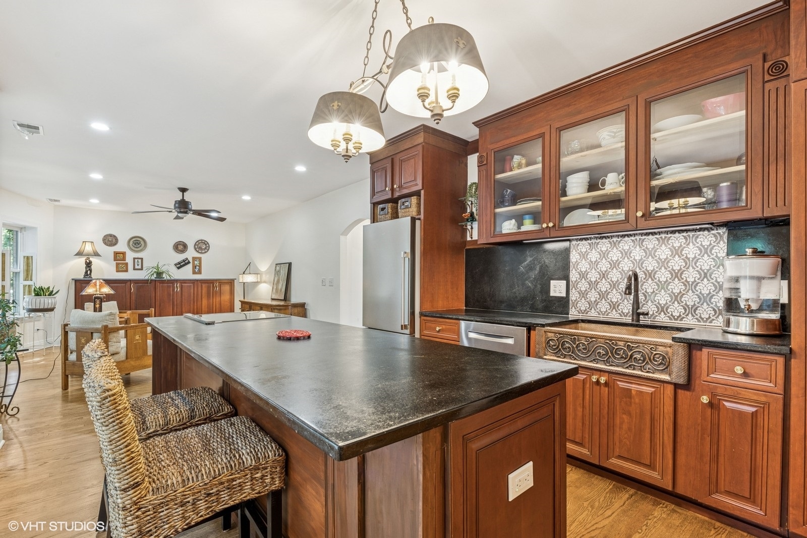 713 Mulford Street Unit: 1A