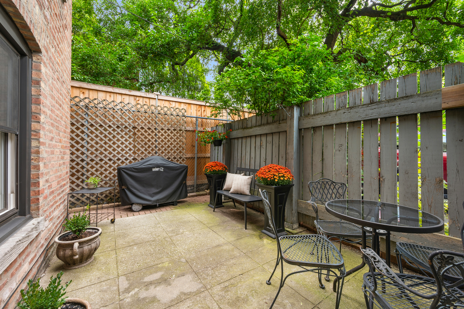 2027 W Pierce Avenue Unit: 1E