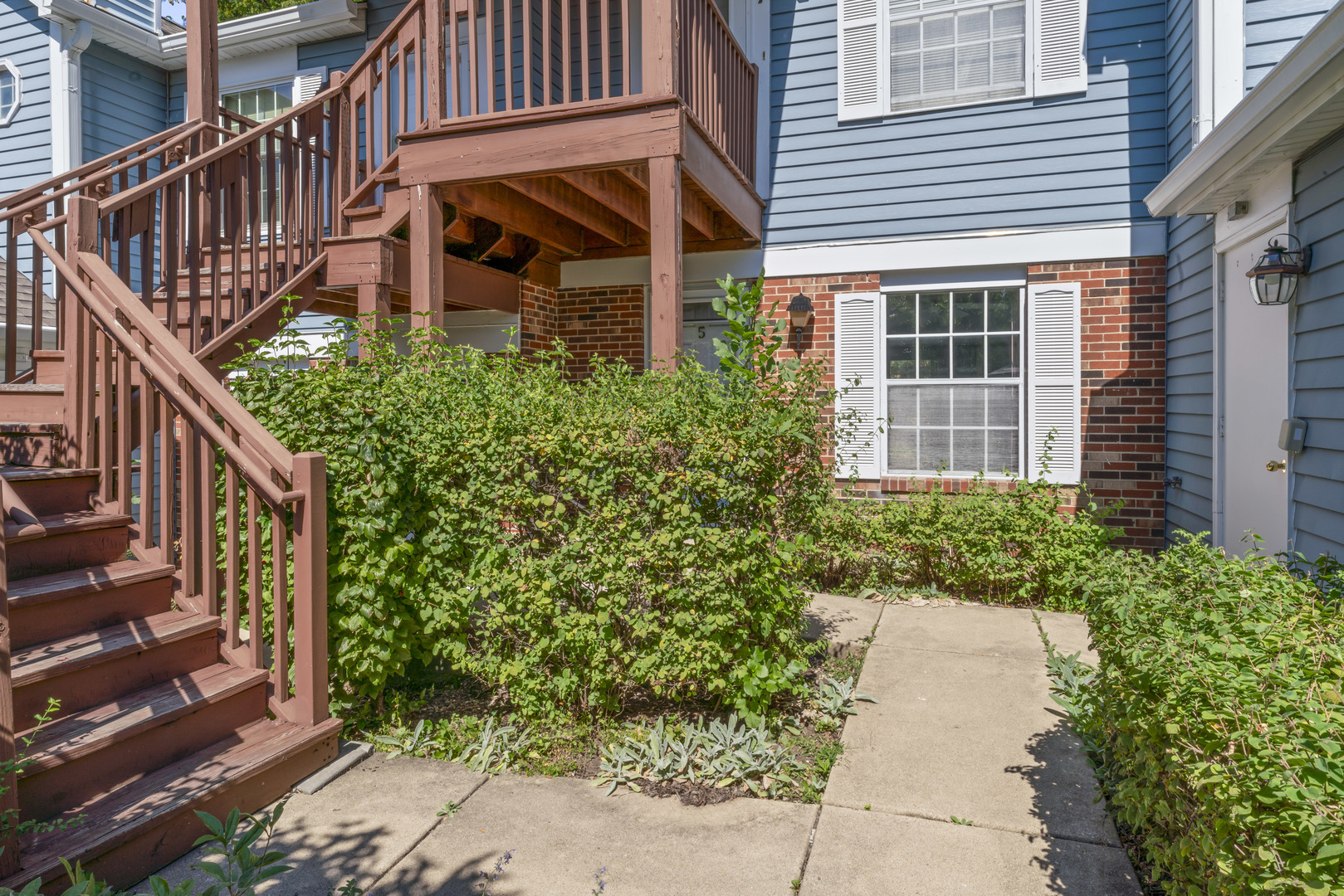 366 Pembroke Lane Unit: 5