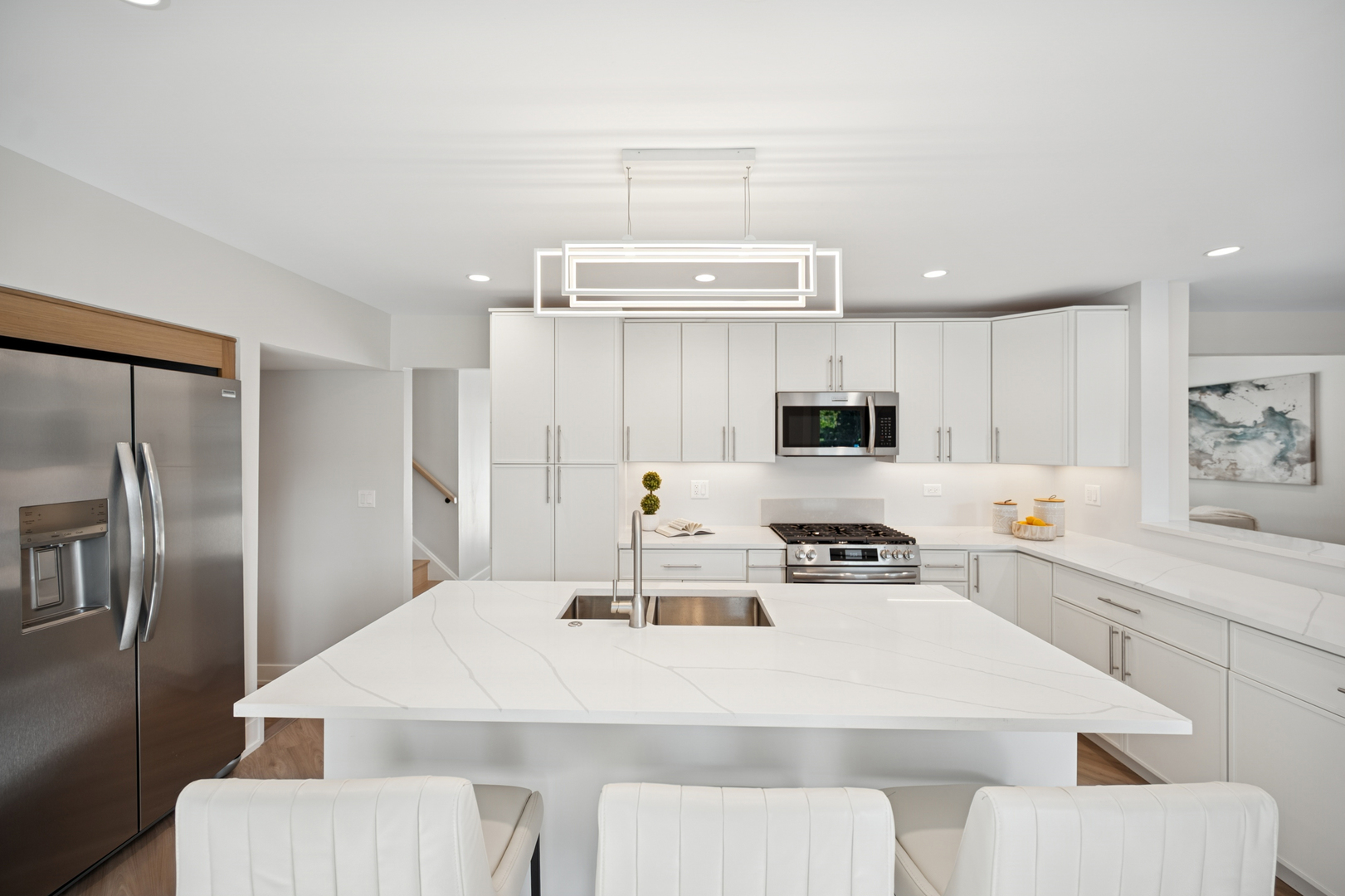 4035 Crestwood Drive