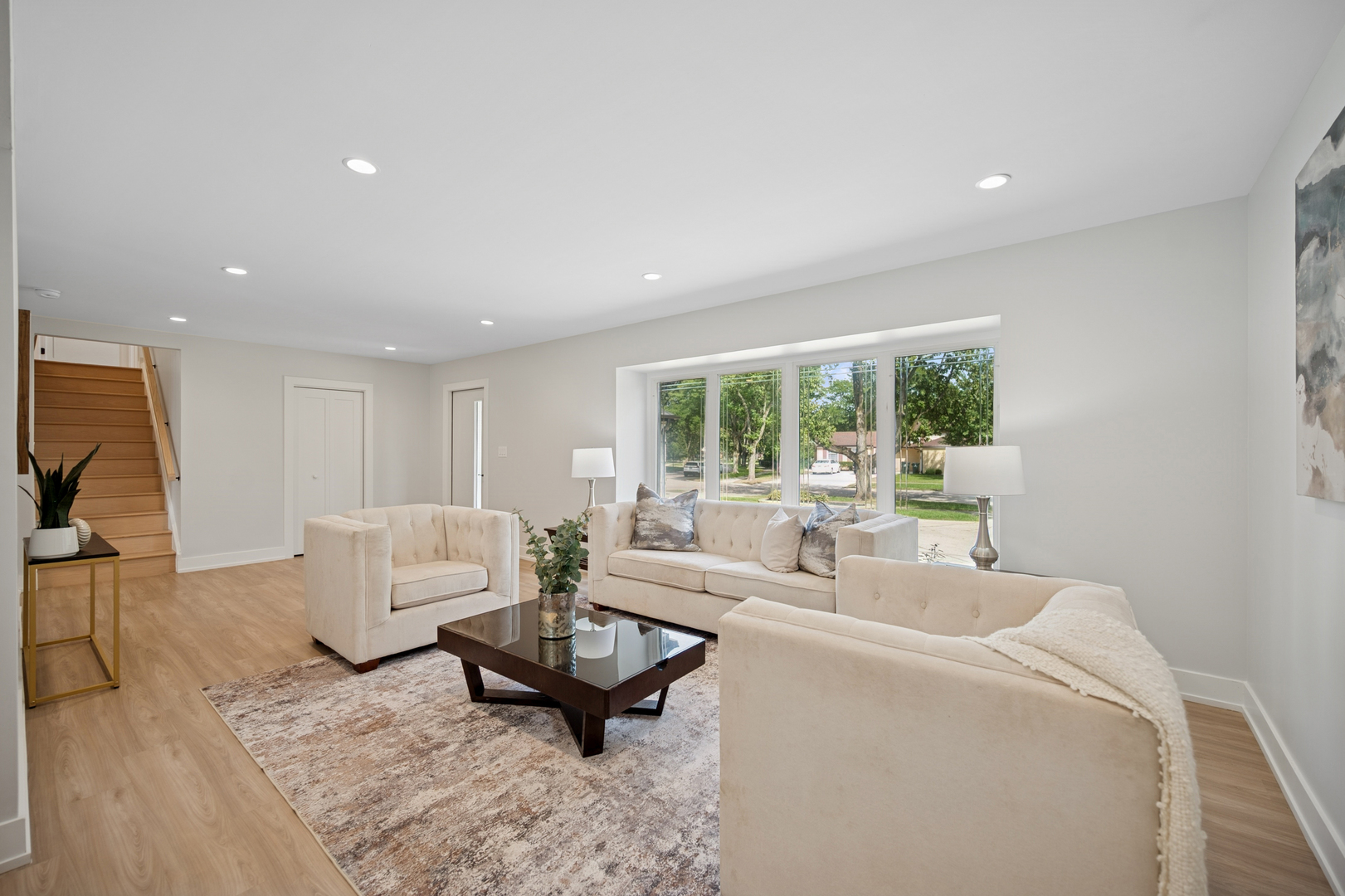 4035 Crestwood Drive