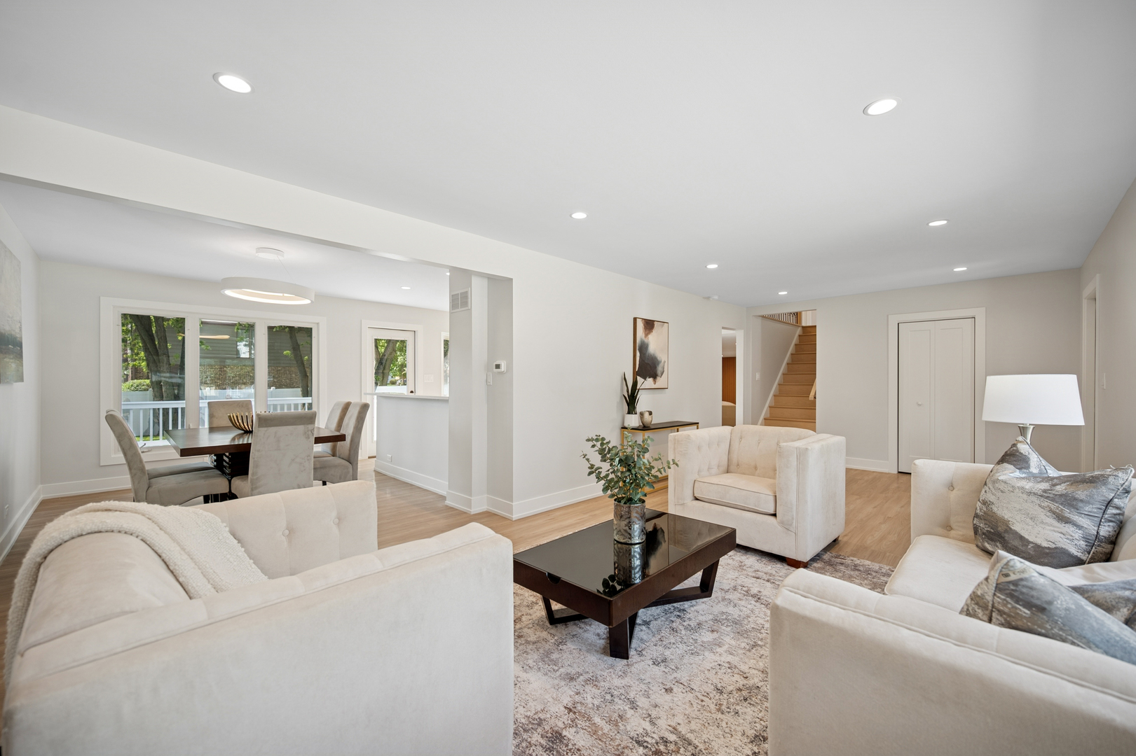 4035 Crestwood Drive