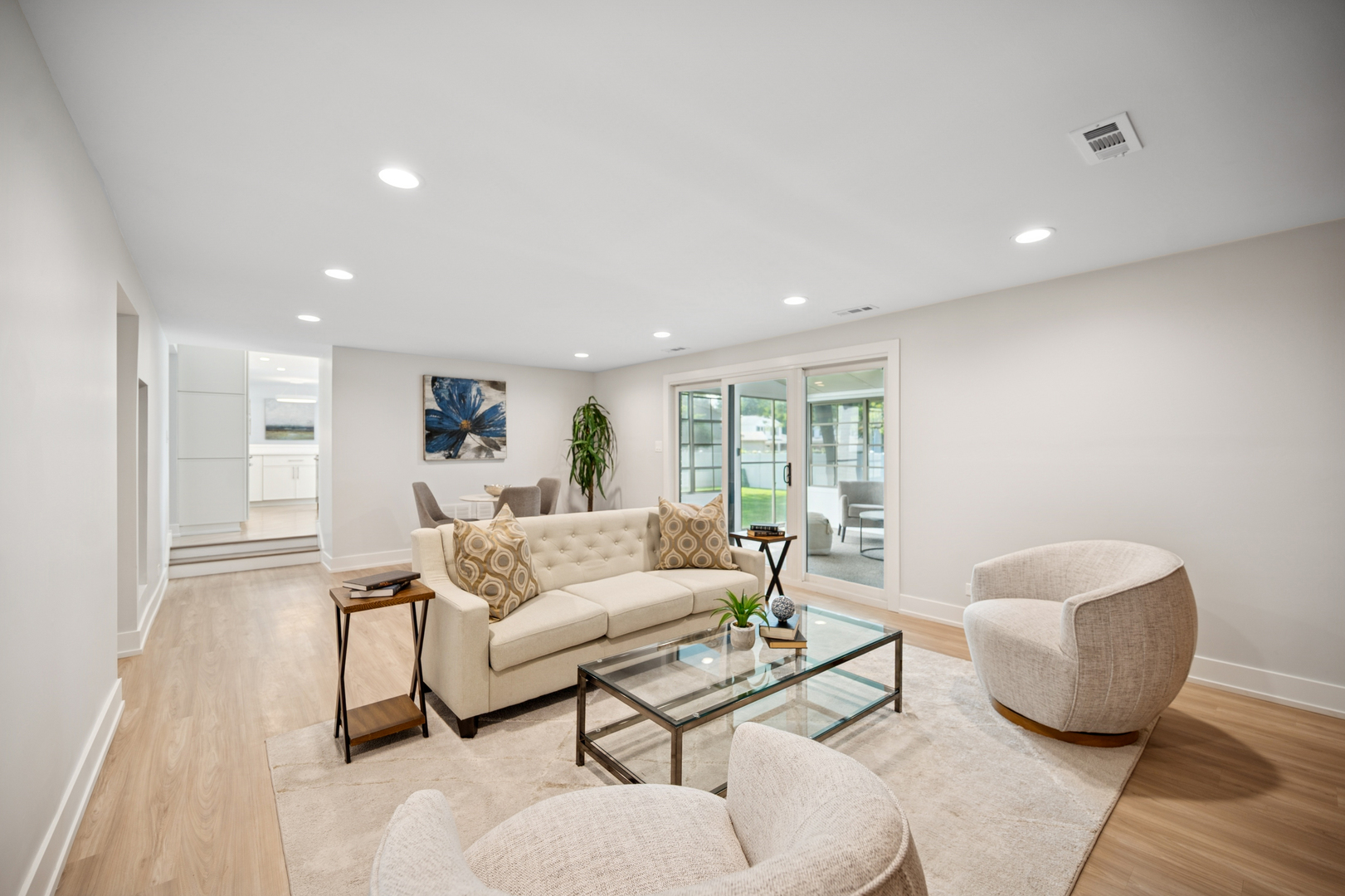 4035 Crestwood Drive