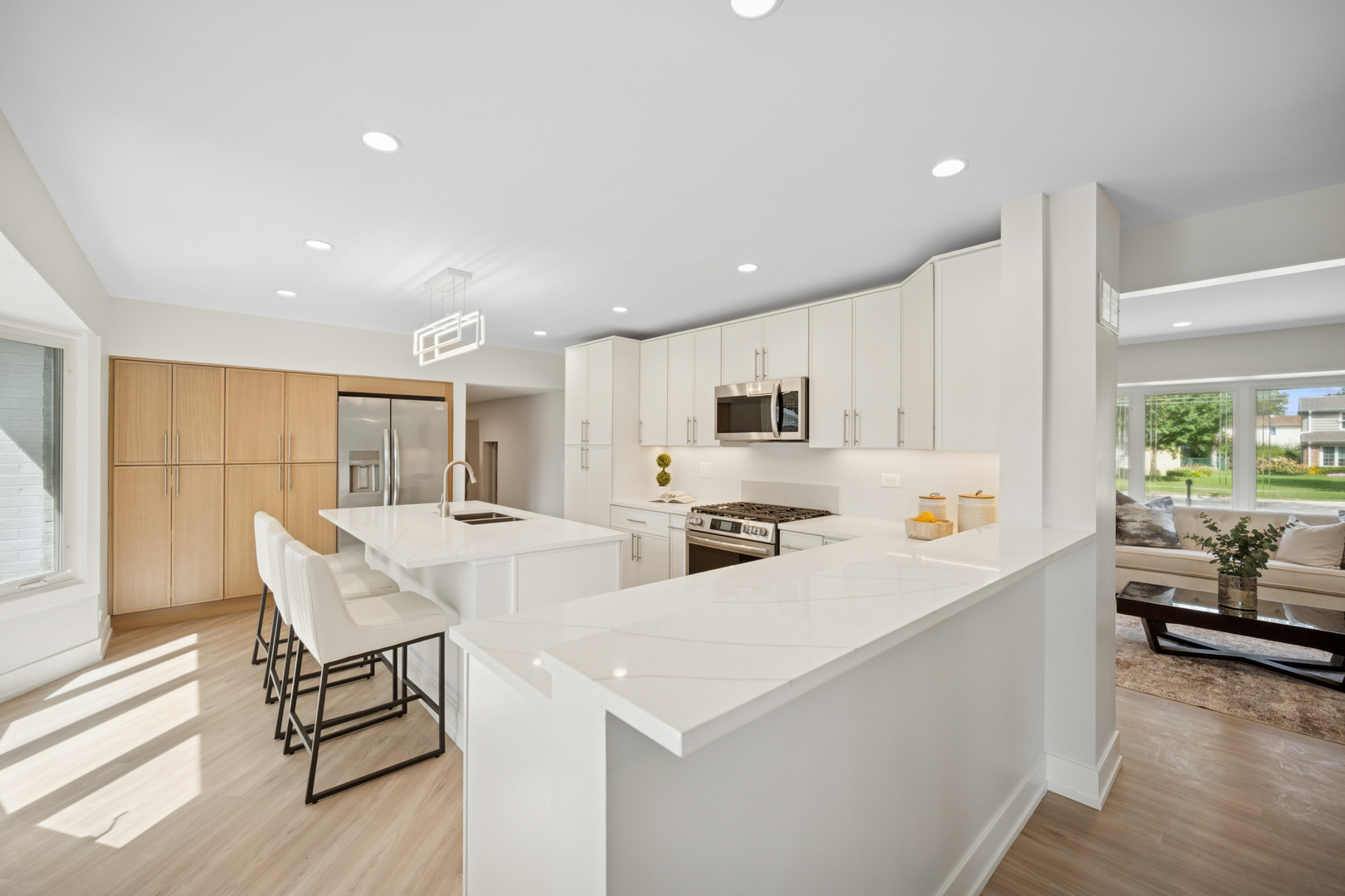 4035 Crestwood Drive