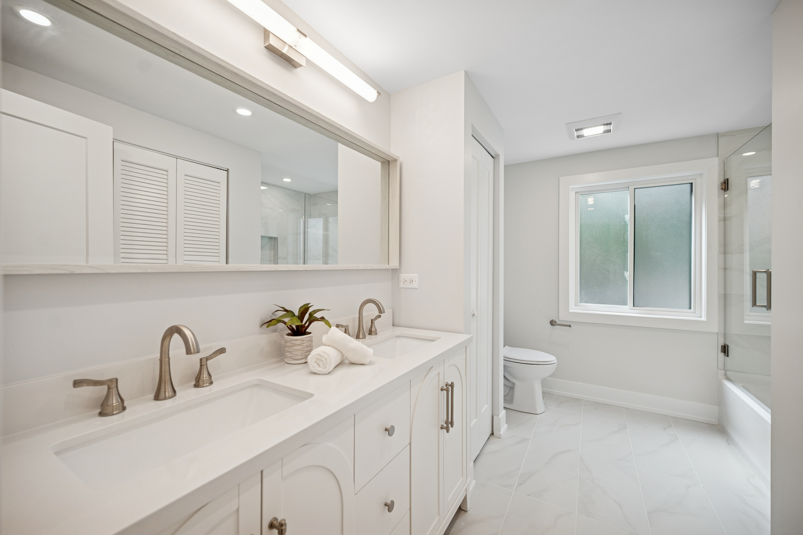 4035 Crestwood Drive