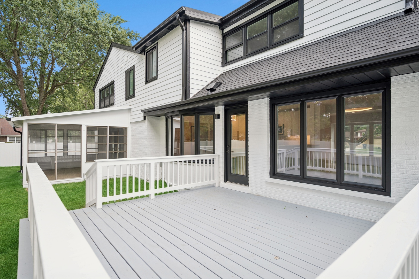 4035 Crestwood Drive