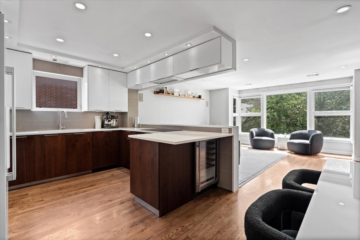 916 W Fletcher Street Unit: C