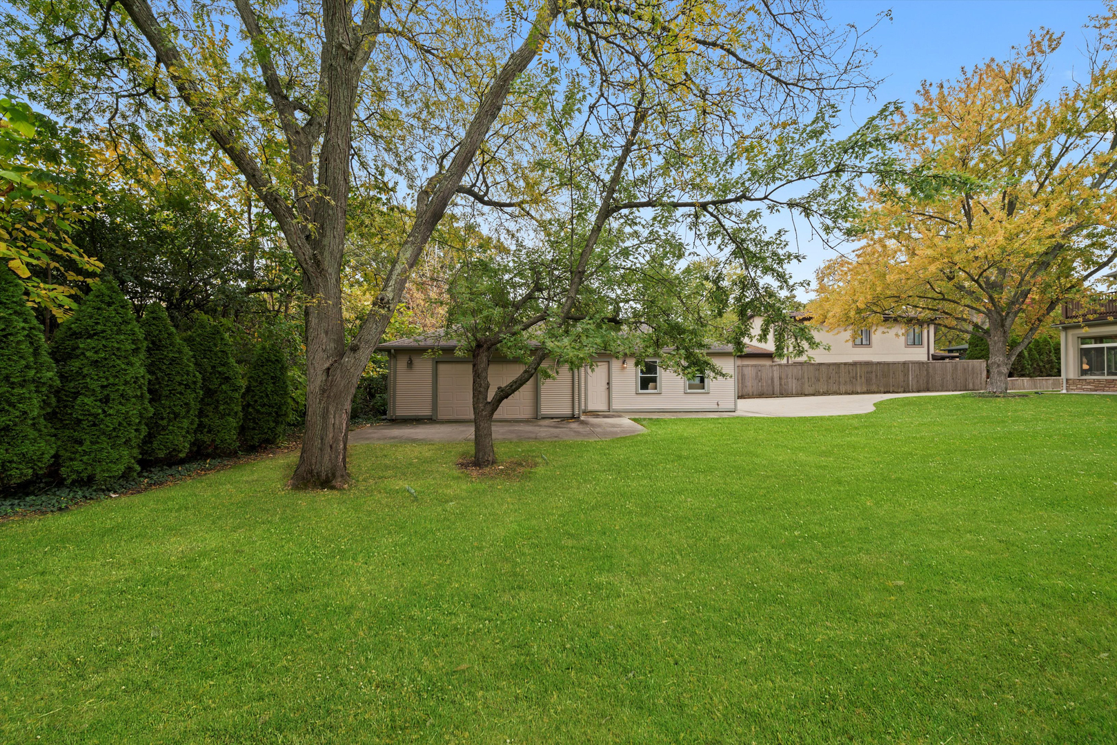 1045 Rosemary Terrace