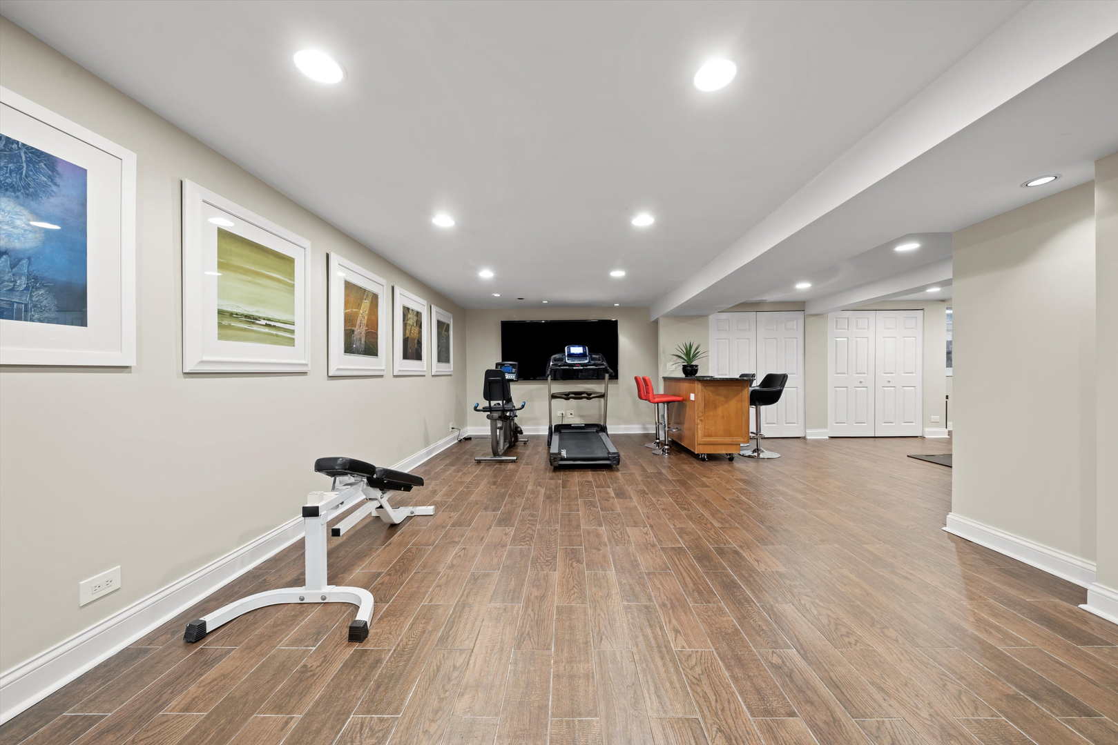 1045 Rosemary Terrace