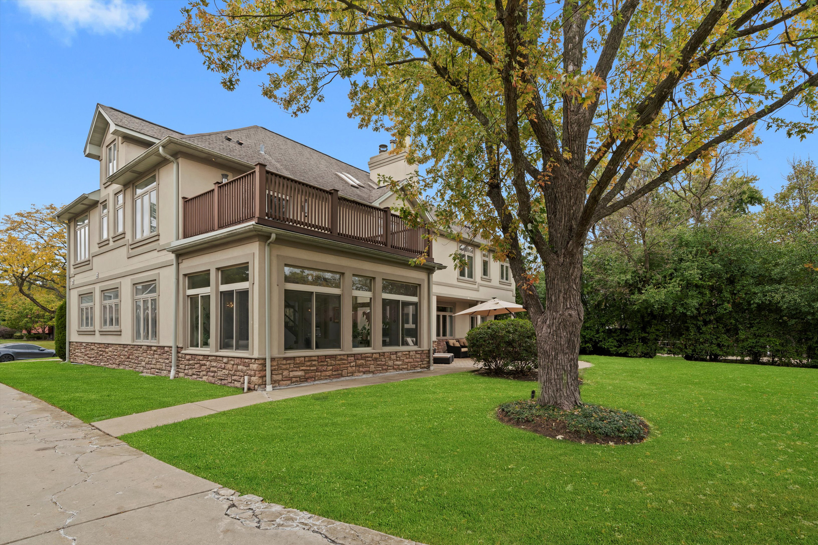 1045 Rosemary Terrace