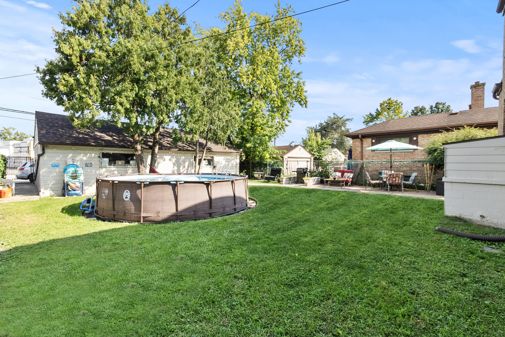 4039 Prairie Avenue