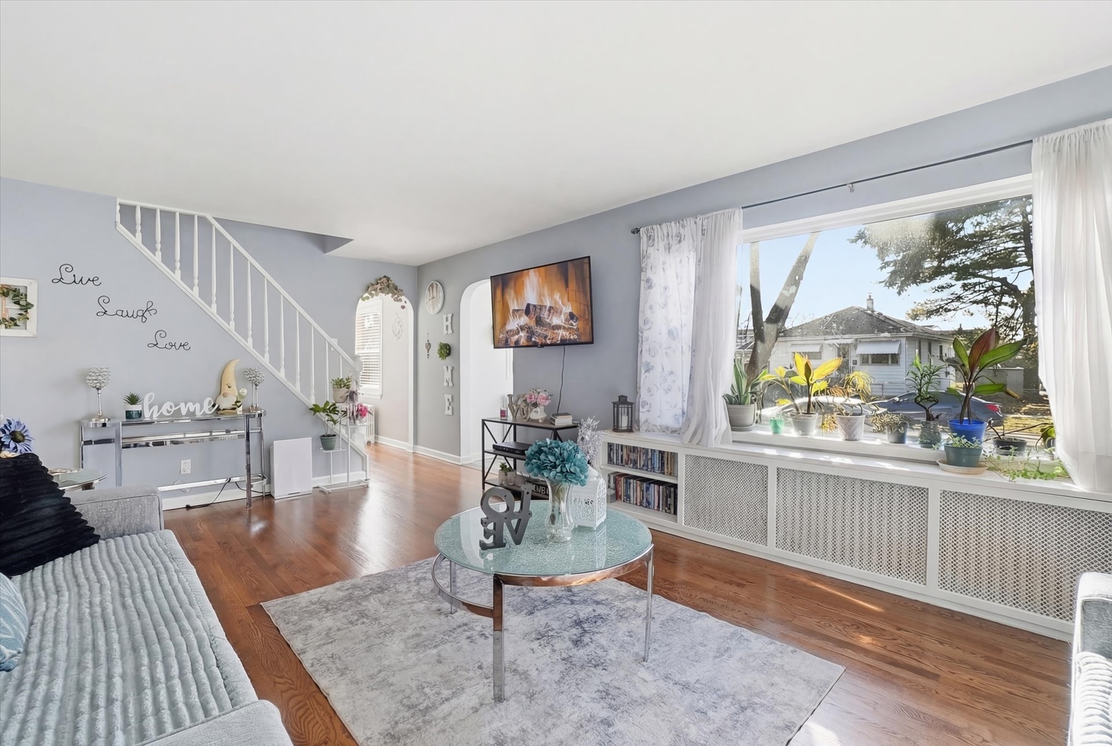 4039 Prairie Avenue