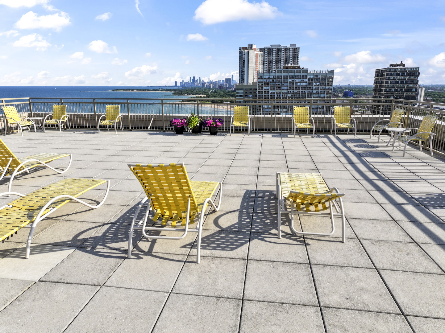 6301 N Sheridan Road Unit: 11R