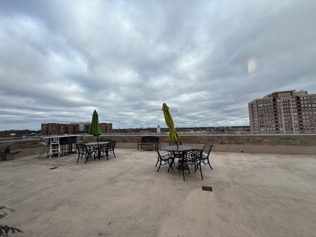 10 S Dunton Avenue Unit: 305