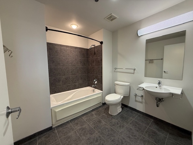 10 S Dunton Avenue Unit: 305