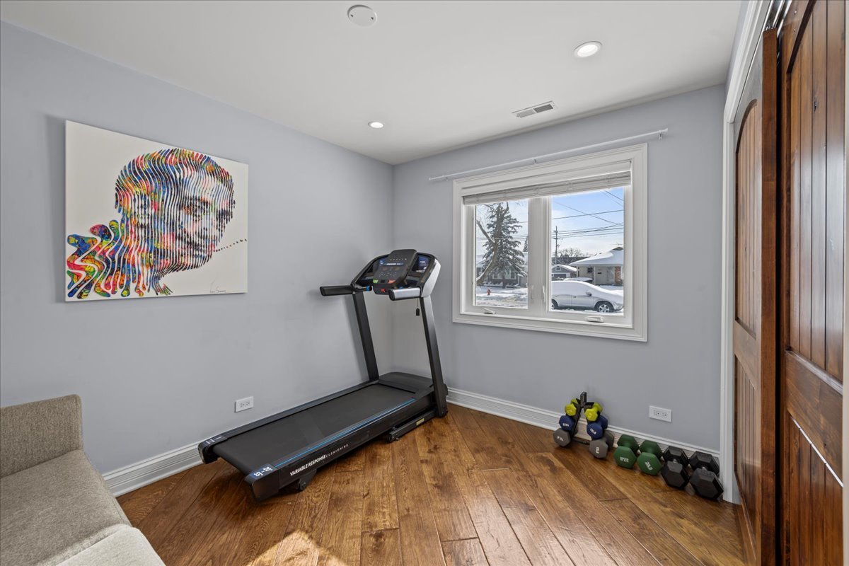 926 S Golf Cul De Sac Street