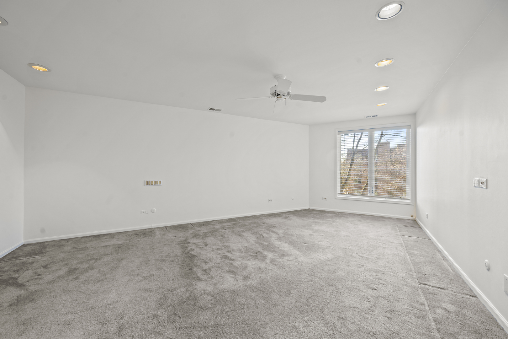 1125 Lake Cook Road Unit: 405