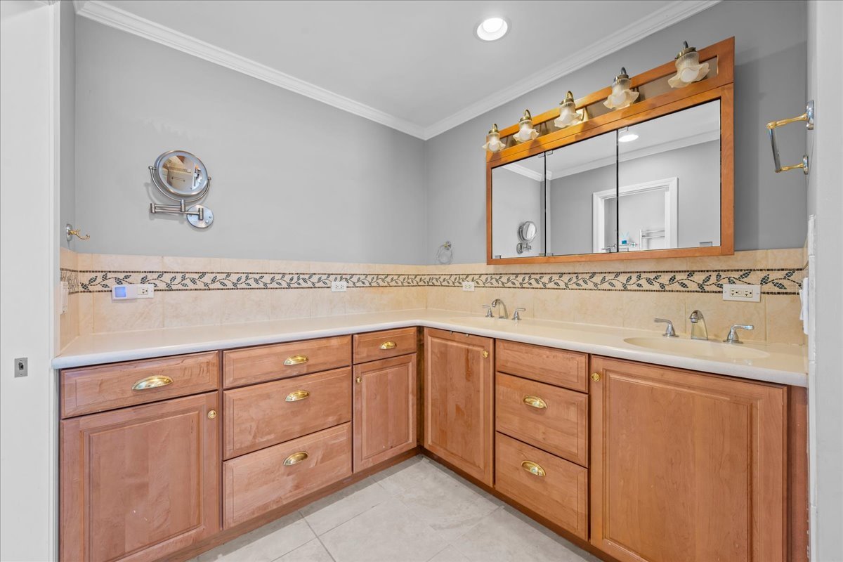 720 Wilmot Road