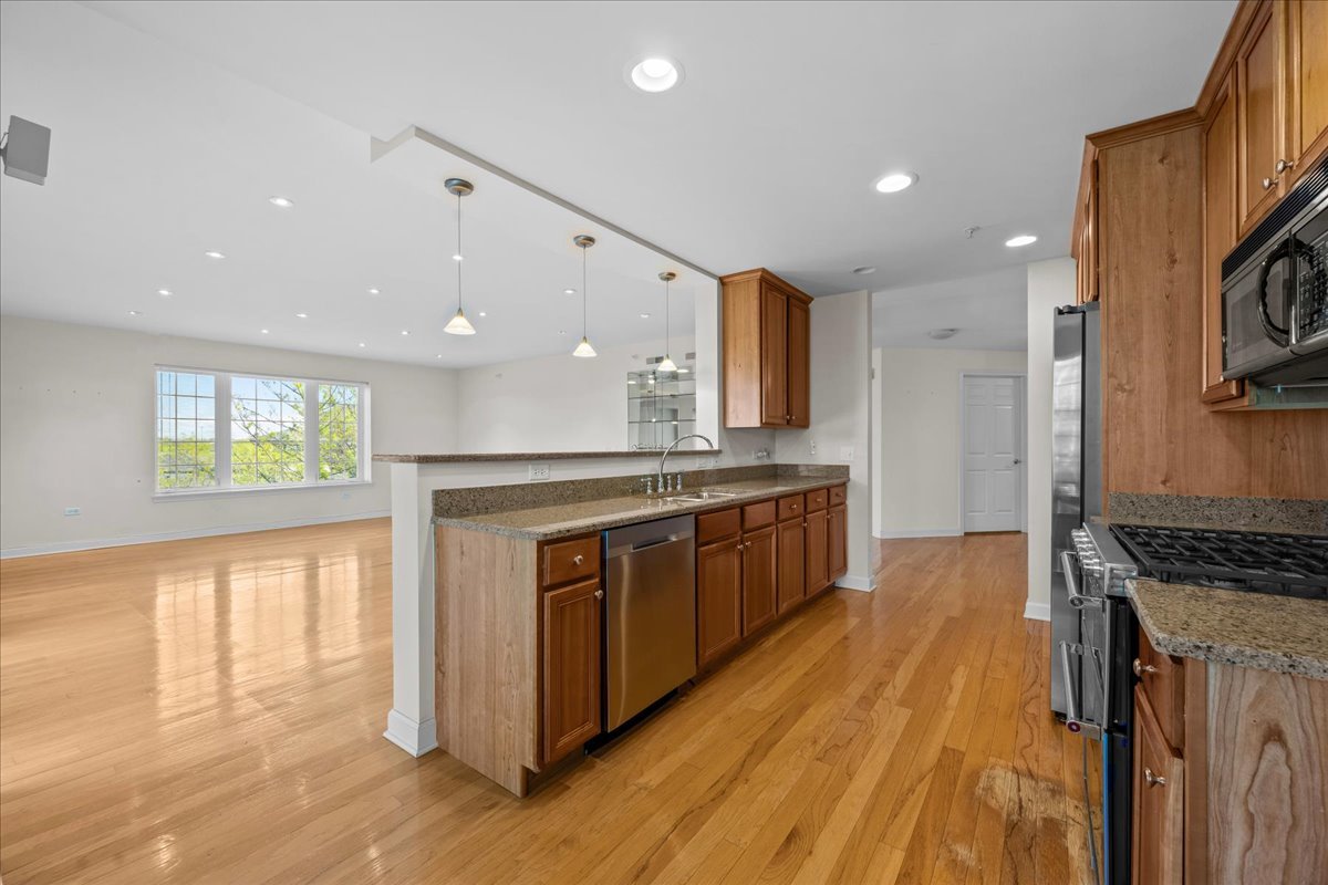 640 Robert York Avenue Unit: 303