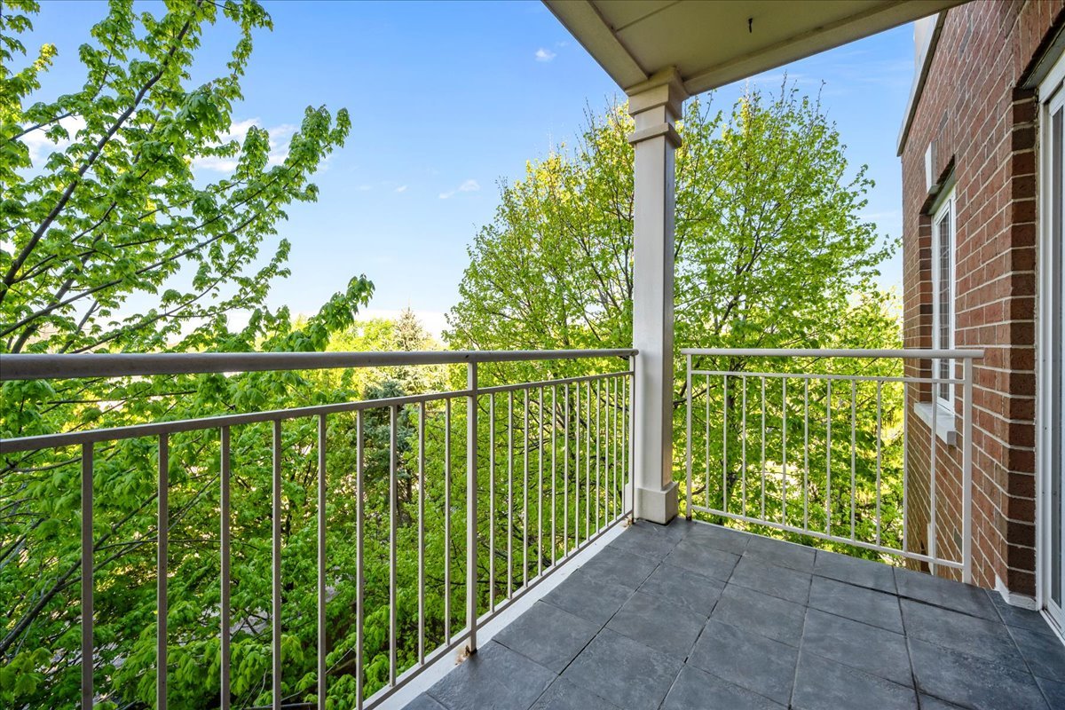 640 Robert York Avenue Unit: 303