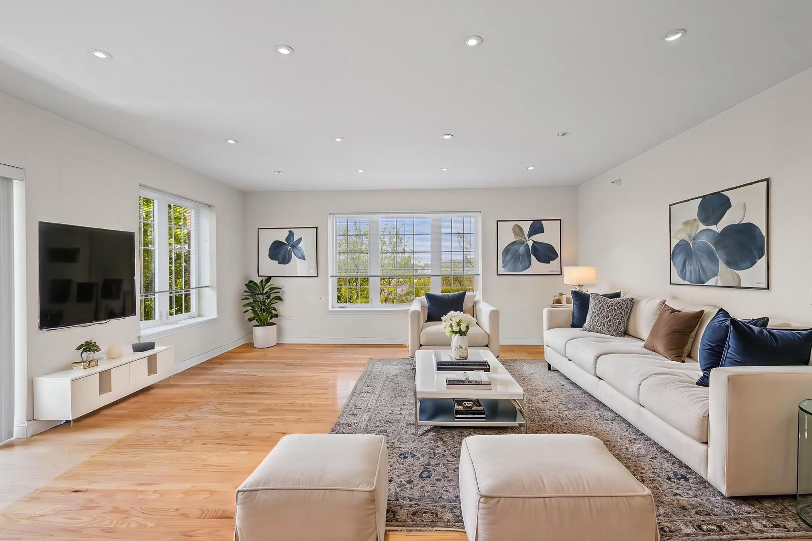 640 Robert York Avenue Unit: 303