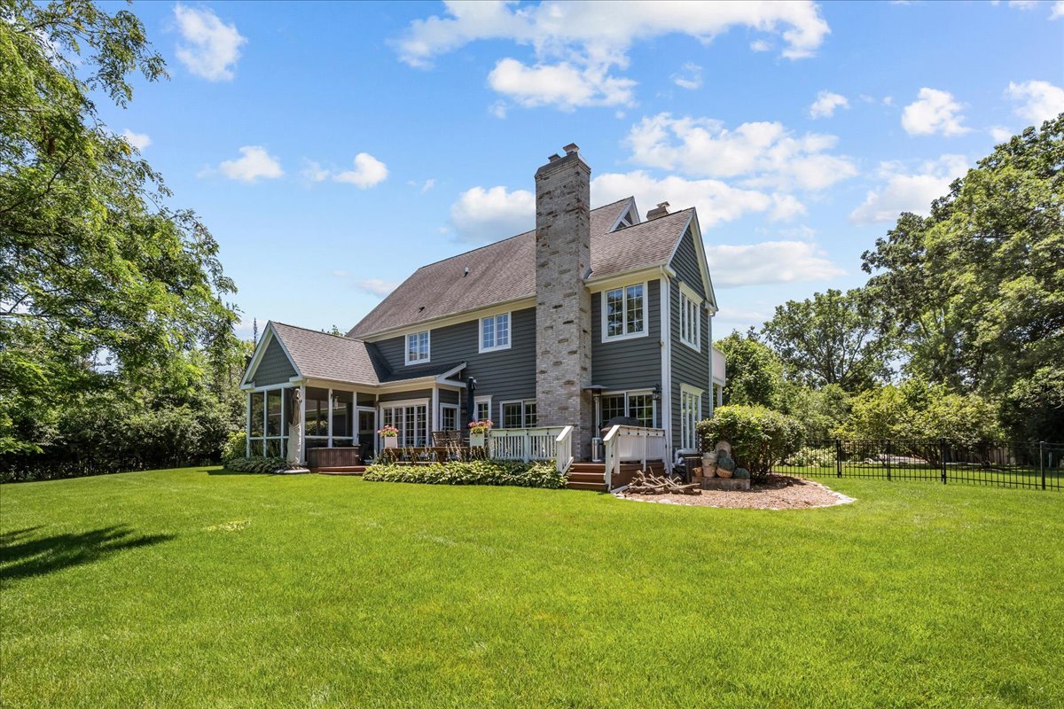 1100 Studio Lane