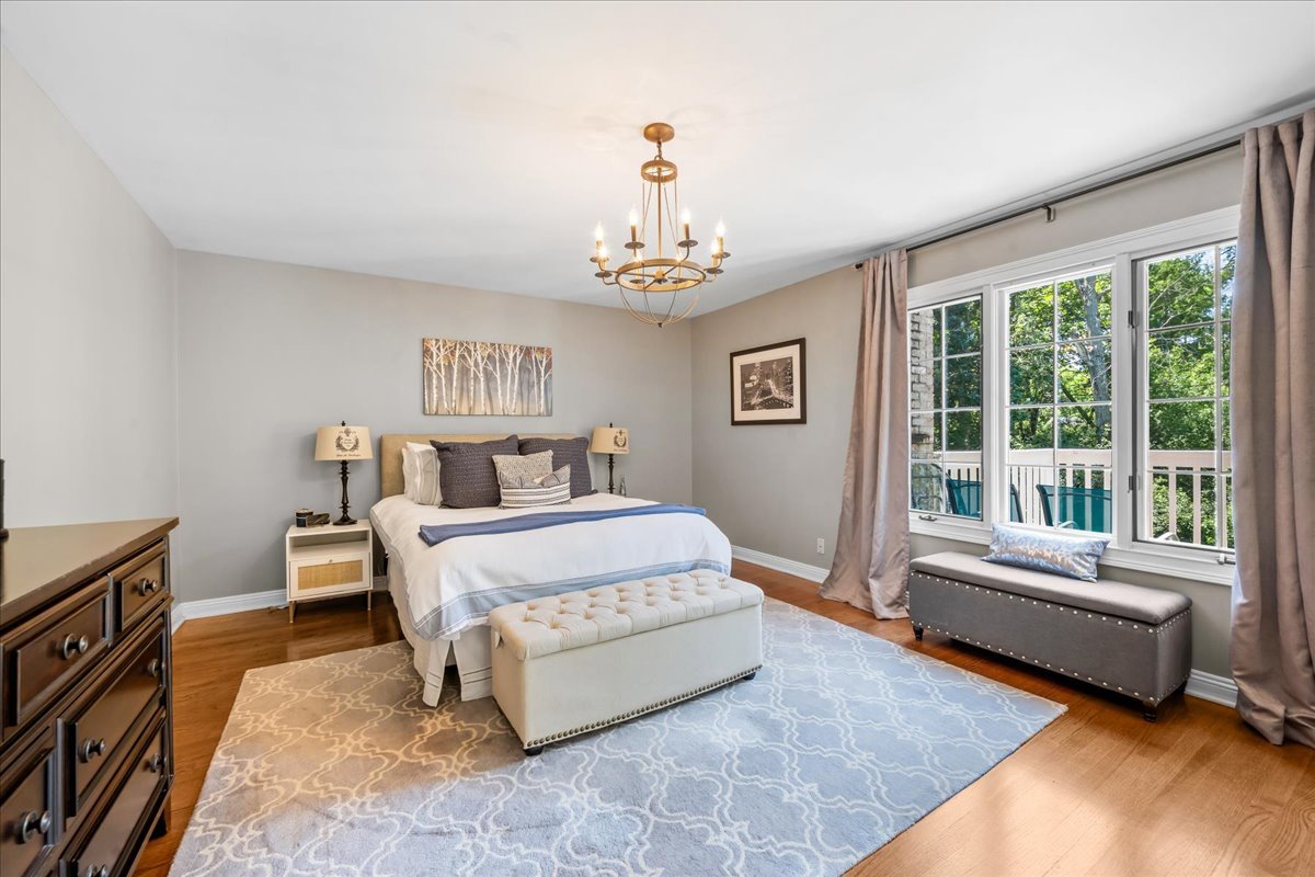 1100 Studio Lane