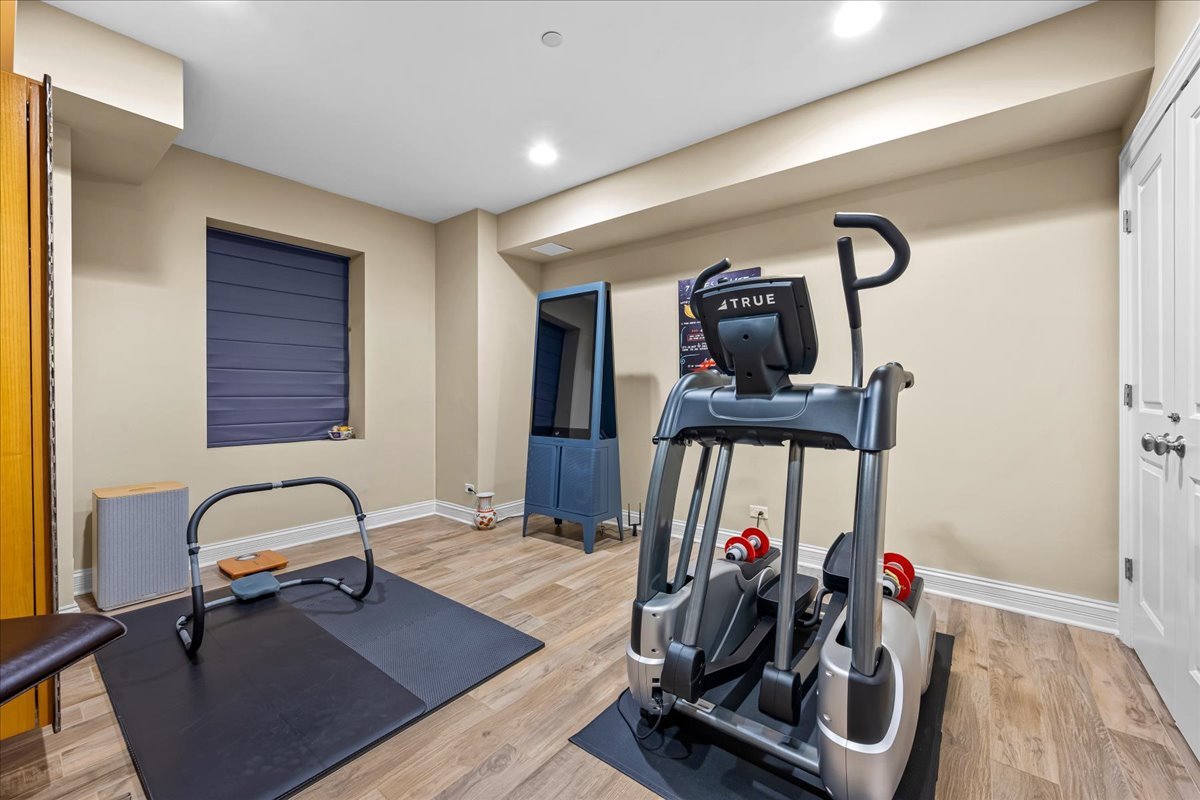 930 Central Avenue Unit: 930