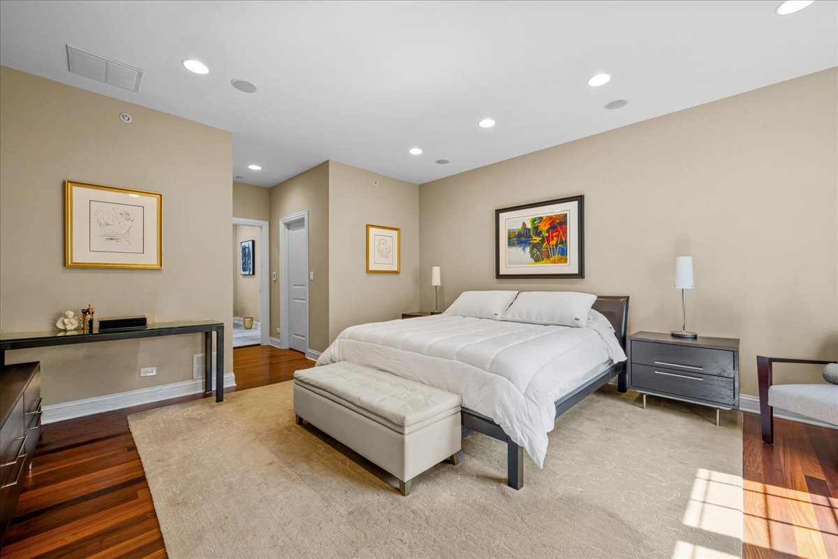 930 Central Avenue Unit: 930