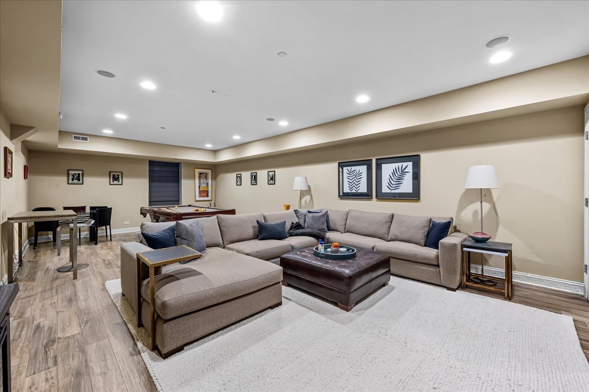 930 Central Avenue Unit: 930