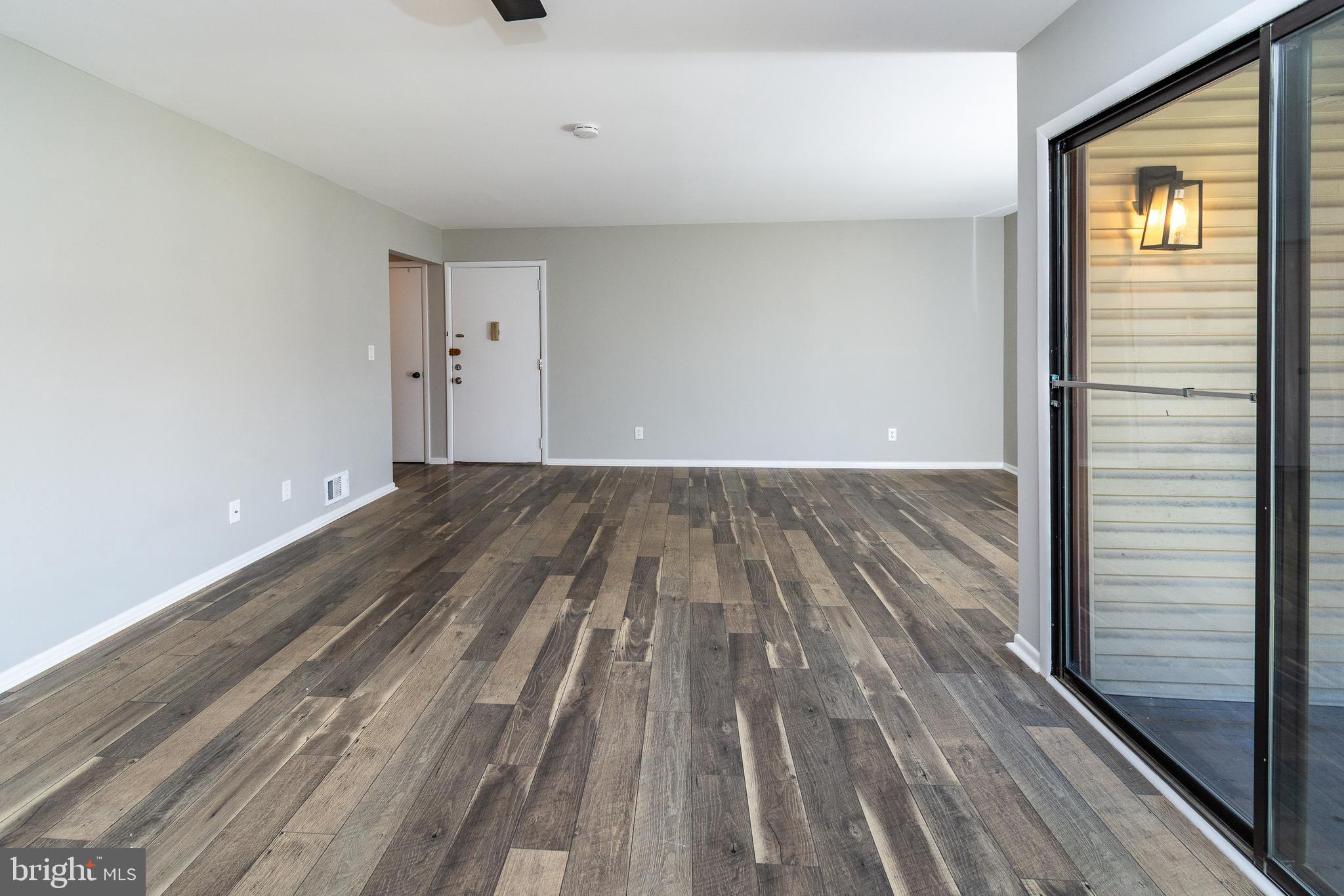 10 AVON DRIVE Q