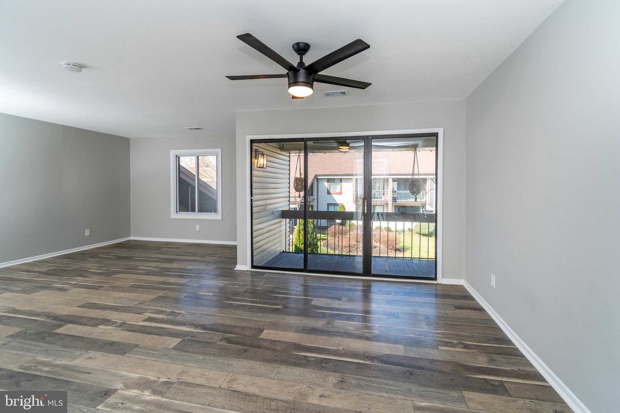 10 AVON DRIVE Q