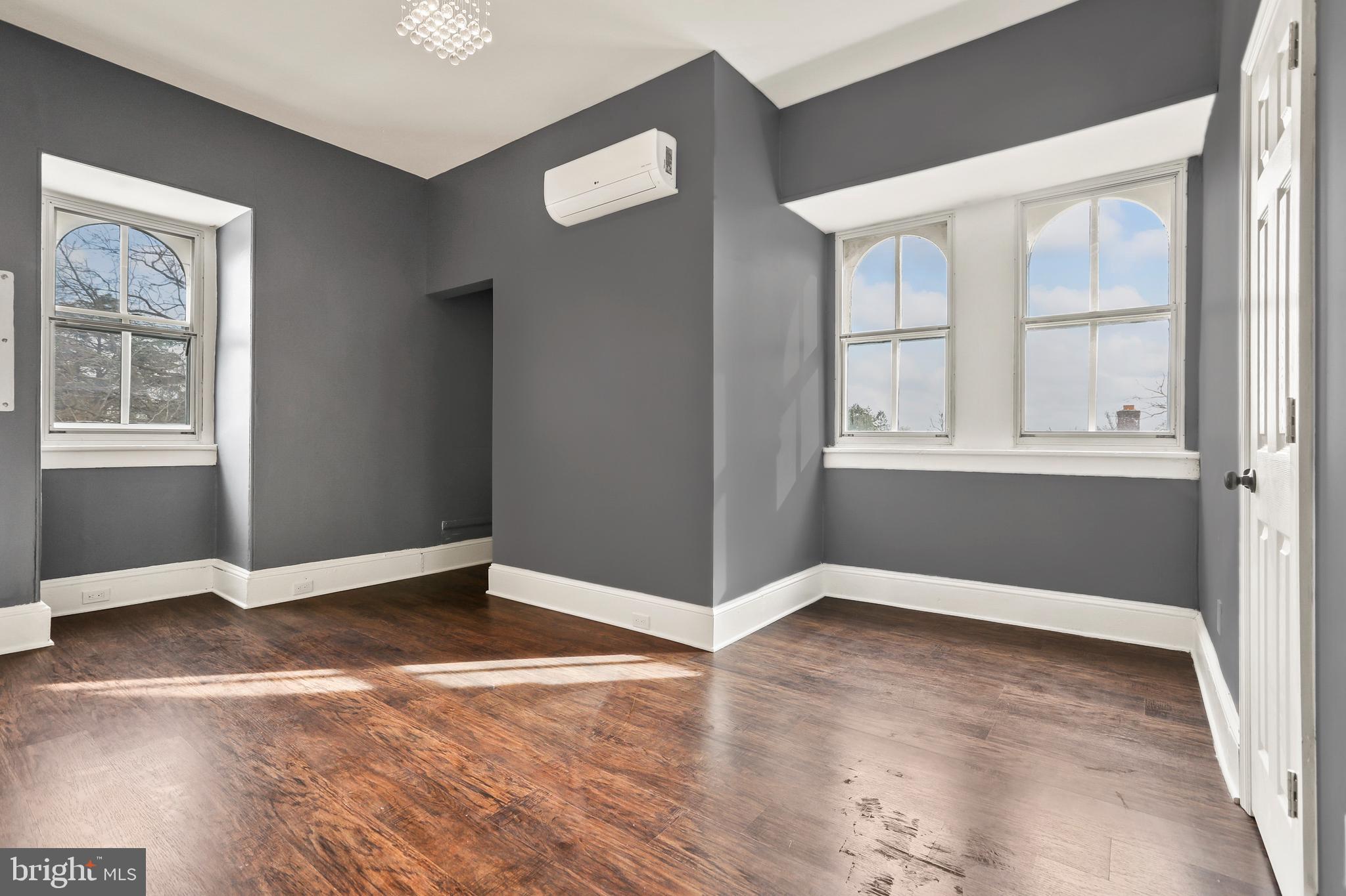 14 MURRAY PLACE B