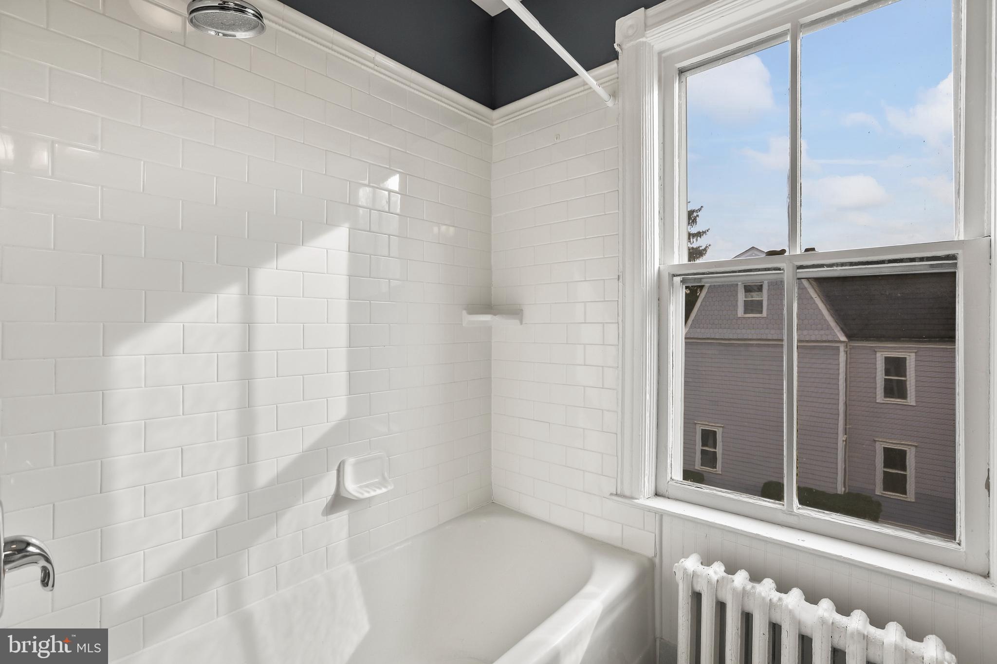 14 MURRAY PLACE B