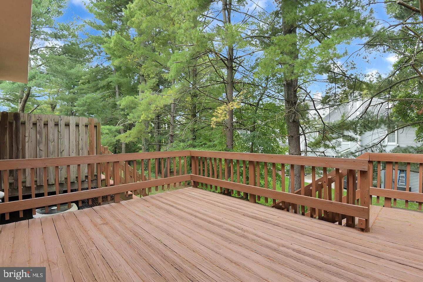 16 EXETER CT