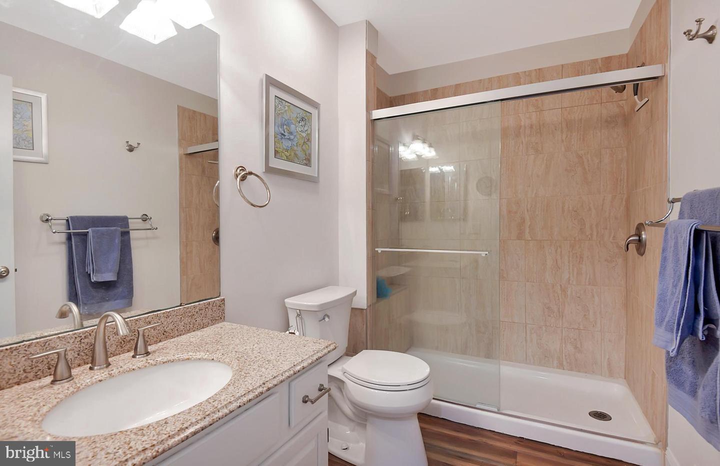 16 EXETER CT